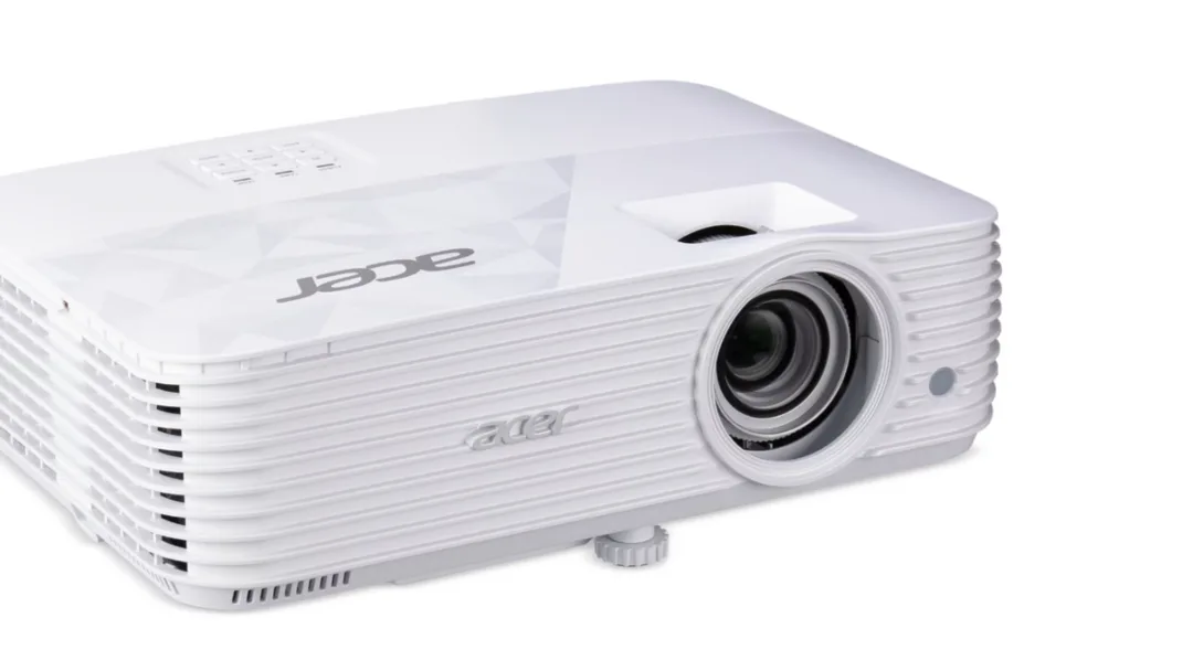 Acer HL6820GTV: лазерный 4K-проектор — кинотеатр в подарок