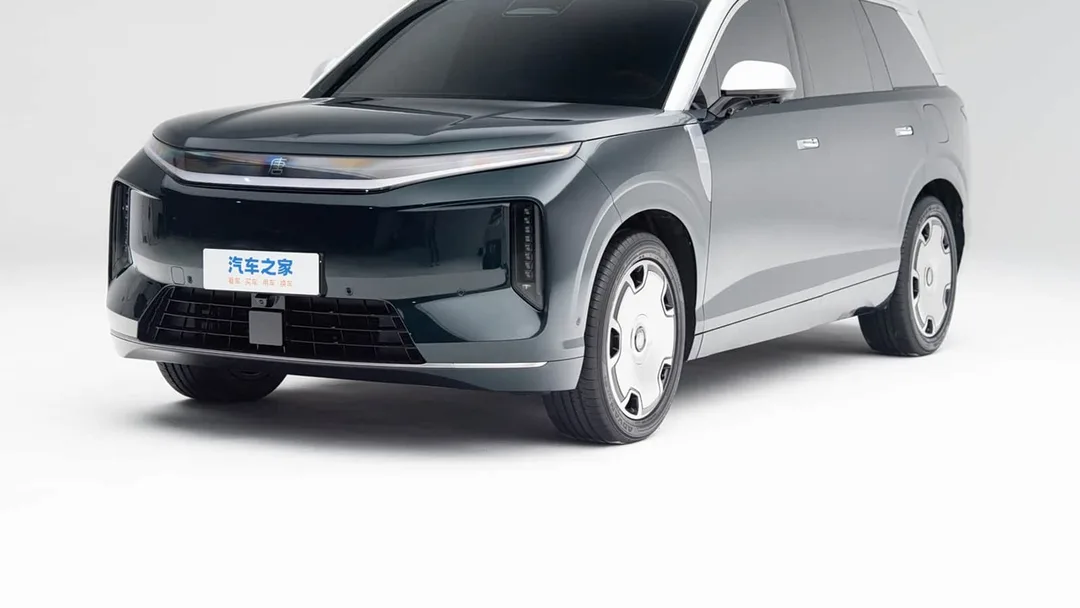 BYD Datang: флагманский гибрид 544 л.с. — подарок семье