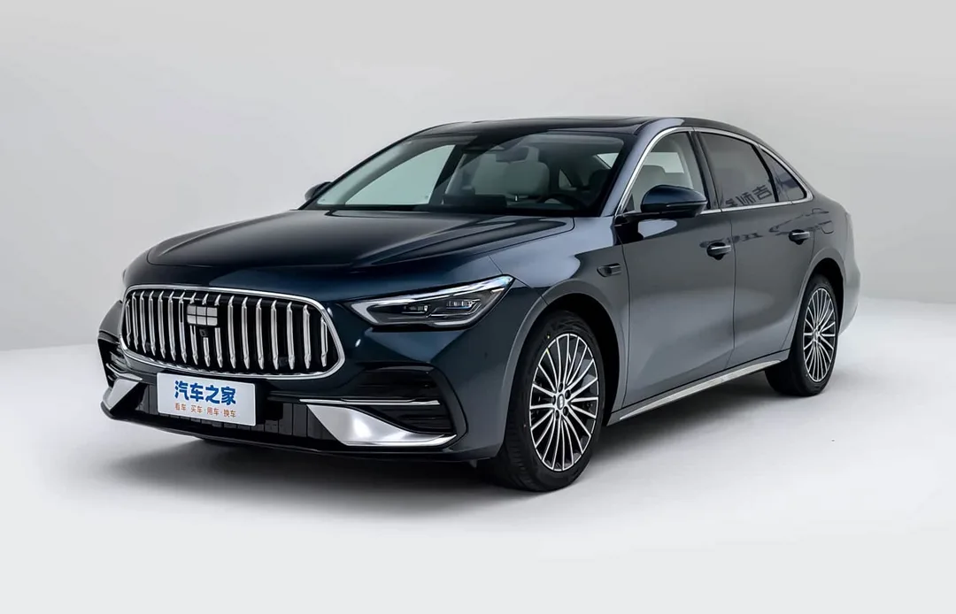 Geely Galaxy Starship 7: мощный гибрид — подарок для автолюбителя