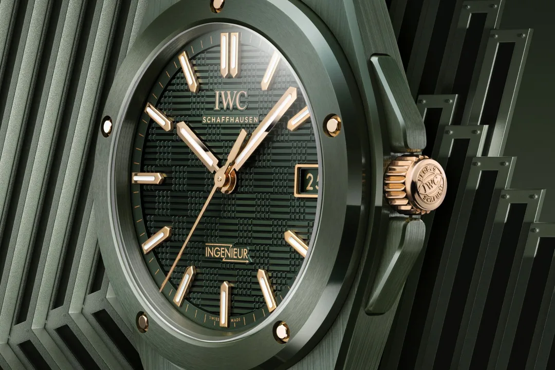 IWC Ingenieur Ceramic: легенда Дженты в оливковой керамике