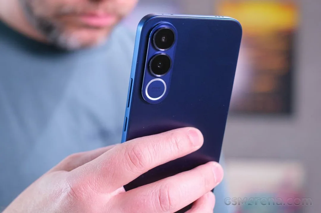 Vivo V70 FE — смартфон с батареей 7000 мАч в подарок
