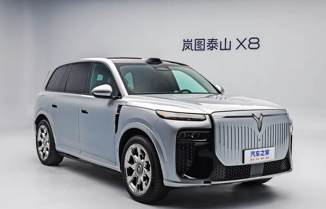 Voyah Taishan X8: гибрид с кроватью 2,1 м — подарок для семьи